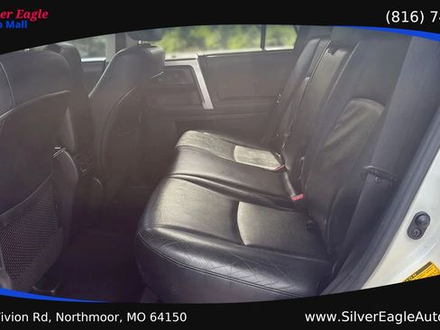 Used 2011 Toyota 4Runner Limited w/ Convenience Pkg AWD/4WD image 11