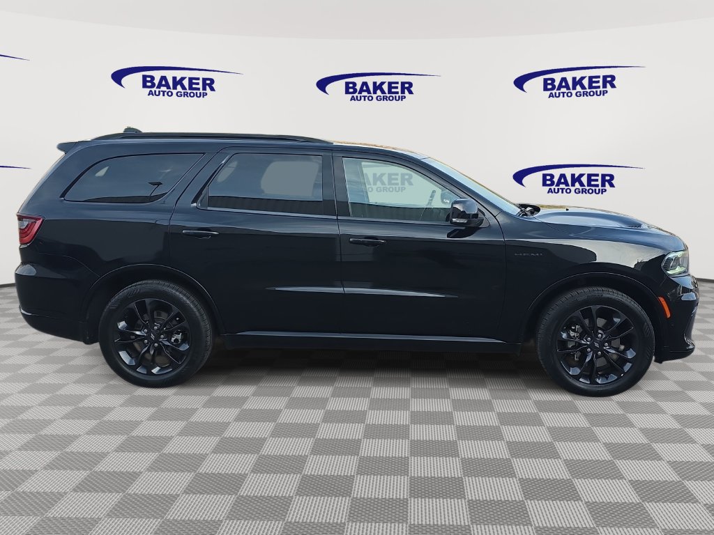 Used 2023 Dodge Durango R/T w/ Blacktop Package AWD/4WD image 2