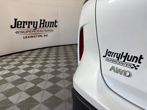 Used 2023 INFINITI QX50 Luxe image 36