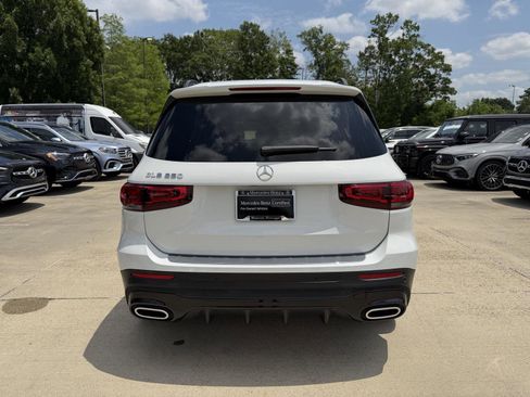 Certified 2022 Mercedes-Benz GLB 250 image 21