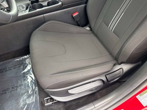Used 2026 Hyundai Elantra SEL Sport Premium w/ Cargo Package FWD image 18