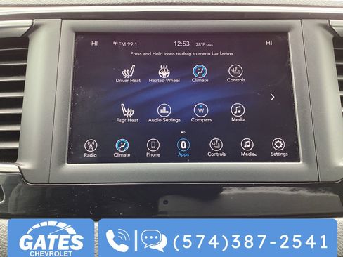 Used 2020 Chrysler Pacifica Touring-L image 3