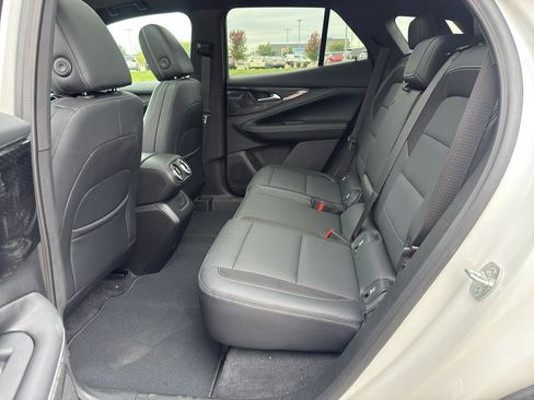 Used 2024 Chevrolet Blazer EV LT AWD/4WD image 39