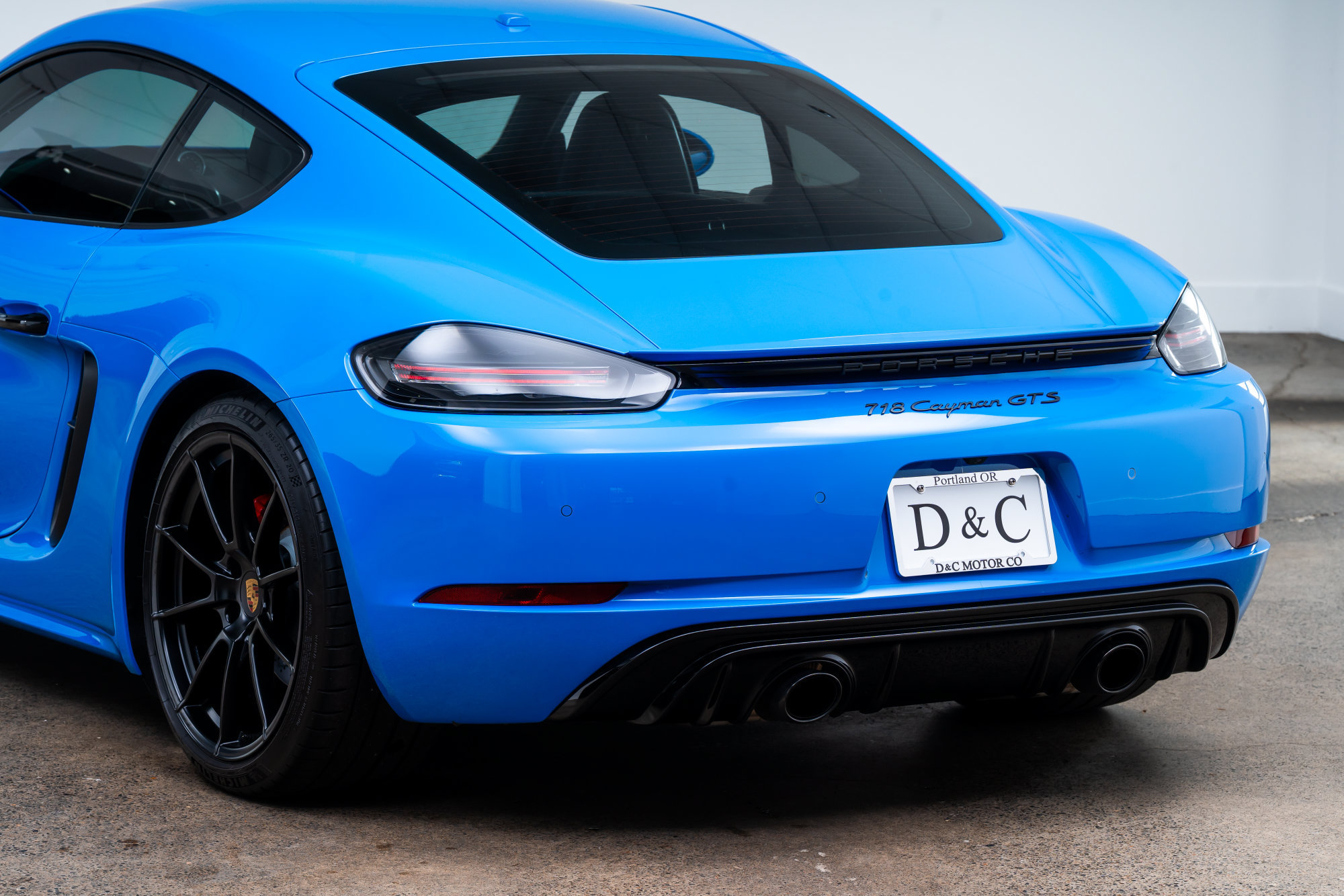 Used 2025 Porsche 718 Cayman GTS RWD image 7