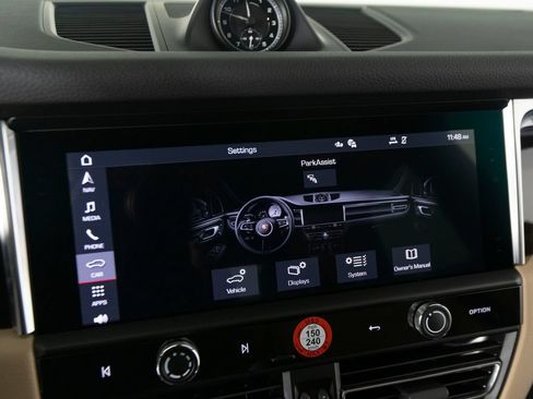 New 2026 Porsche Macan AWD/4WD image 24
