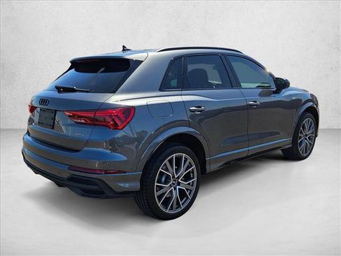 Certified 2025 Audi Q3 2.0T Premium Plus w/ Premium Plus Package AWD/4WD image 5