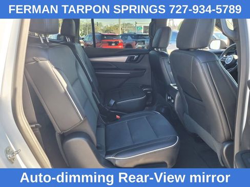 Certified 2025 Buick Enclave Preferred image 22