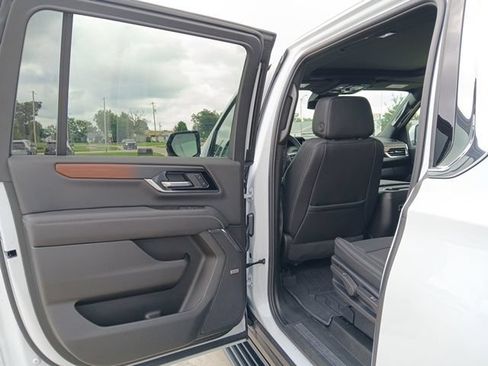 Certified 2026 GMC Yukon XL Denali w/ Sun & Power Step Package AWD/4WD image 21