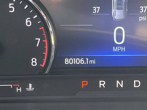 Used 2023 Ford Explorer XLT w/ Equipment Group 202A RWD image 27