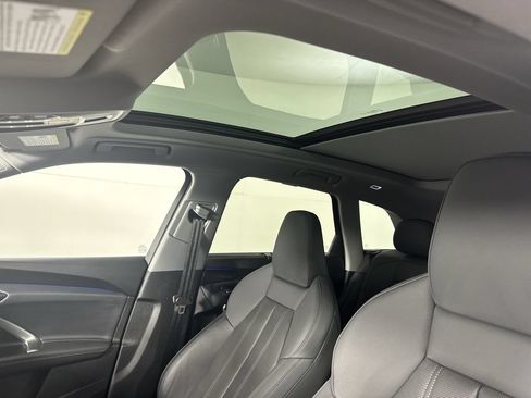 Used 2025 Audi Q5 Premium Plus w/ Premium Plus AWD/4WD image 25