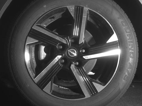 Used 2025 Nissan Sentra SV image 12