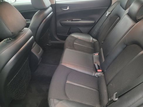 Used 2019 Kia Optima S image 18