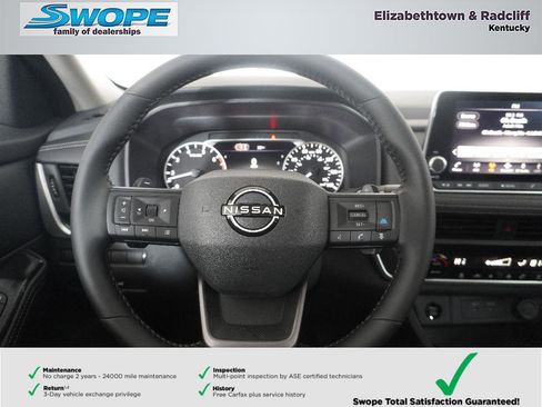 Used 2026 Nissan Rogue SV AWD/4WD image 17