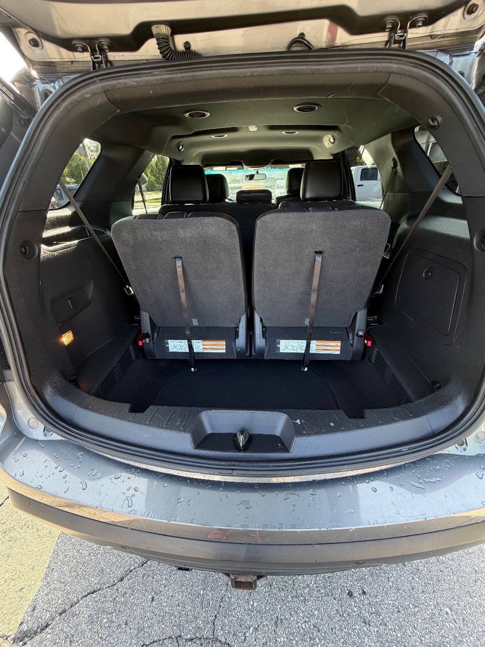 Used 2014 Ford Explorer XLT w/ Equipment Group 202A FWD image 39