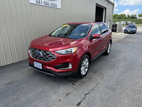 Used 2021 Ford Edge Titanium AWD/4WD image 2