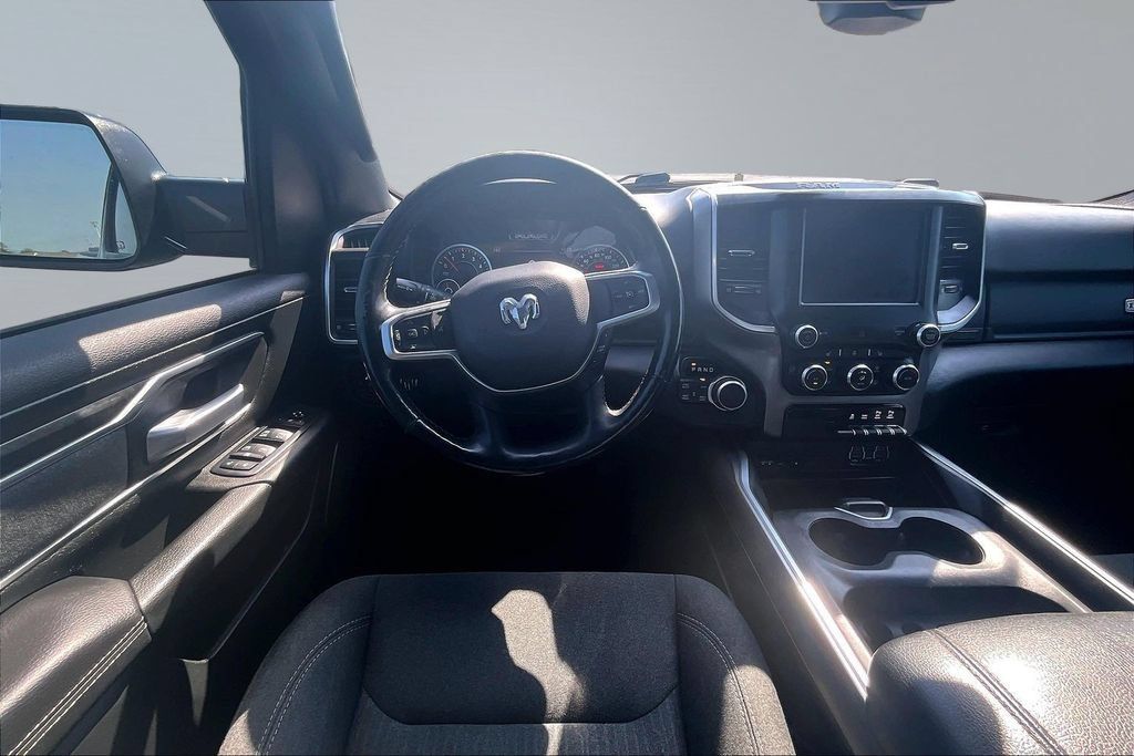 Used 2019 RAM 1500 Big Horn AWD/4WD image 5