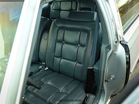 Used 1986 Cadillac Brougham Brougham image 29