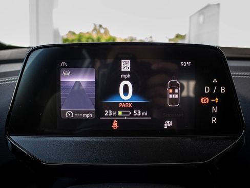 New 2025 Volkswagen ID.4 Pro S Plus image 3