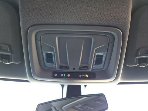 Used 2022 Chevrolet Silverado 1500 Custom Trail Boss w/ LPO, Dark Essentials Package AWD/4WD image 69