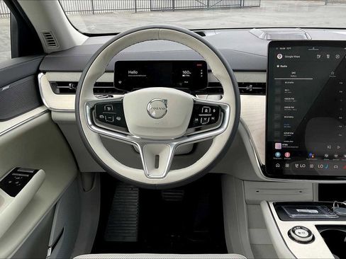 New 2025 Volvo EX90 Ultra image 14