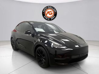 Used 2023 Tesla Model Y Long Range AWD/4WD video 1