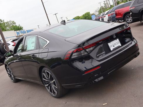 New 2026 Honda Accord Touring image 3