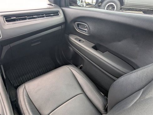Used 2022 Honda HR-V Sport image 19