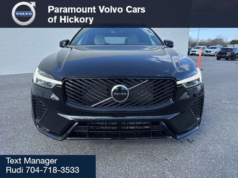 New 2026 Volvo XC60 B5 Core w/ Climate Package image 2