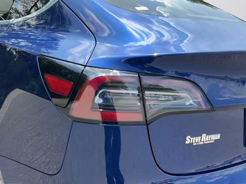 Used 2020 Tesla Model 3 Standard Range Plus RWD image 28