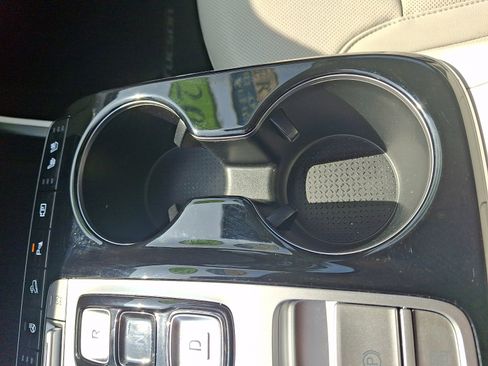 Certified 2023 Hyundai Tucson Limited AWD/4WD image 26