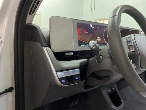 Used 2023 Hyundai Ioniq 5 SEL image 15