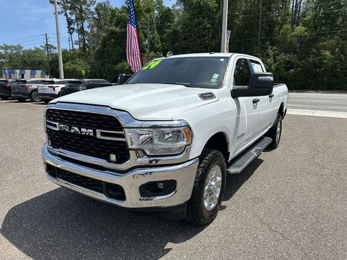 Used 2024 RAM 2500 Big Horn w/ Off Road Package AWD/4WD image 12