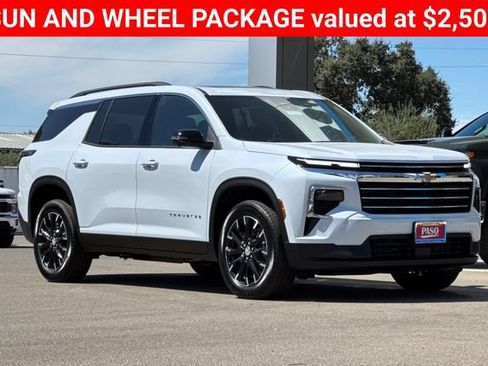 New 2026 Chevrolet Traverse LT w/ Sun and Wheel Package FWD image 2