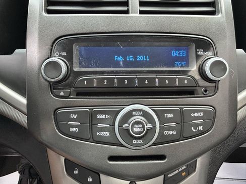 Used 2014 Chevrolet Sonic LT FWD image 22