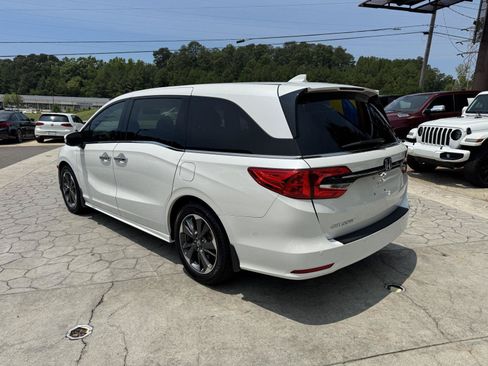 Used 2023 Honda Odyssey Elite image 12