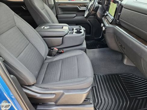 Used 2022 GMC Sierra 1500 Elevation RWD image 13