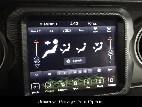 Used 2022 Jeep Gladiator Mojave AWD/4WD image 30