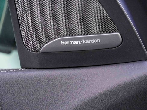 Certified 2025 BMW X5 xDrive40i image 16