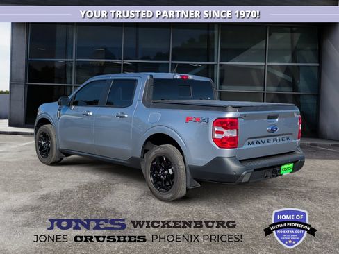 Used 2024 Ford Maverick Lariat w/ FX4 Off-Road Package AWD/4WD image 3