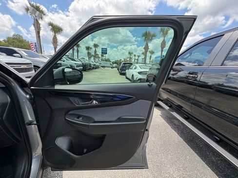 Used 2024 Chevrolet TrailBlazer LT w/ Driver Confidence Package FWD image 28