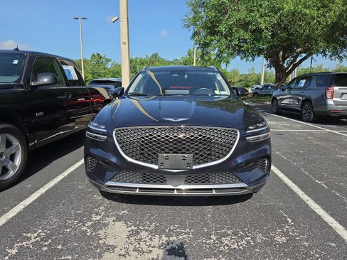 Used 2025 Genesis GV70 2.5T AWD/4WD image 8
