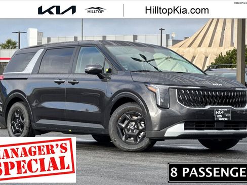 New 2026 Kia Carnival image 1