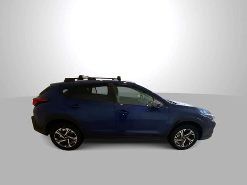 Used 2024 Subaru Crosstrek 2.0i Premium w/ Popular Package #3 image 9