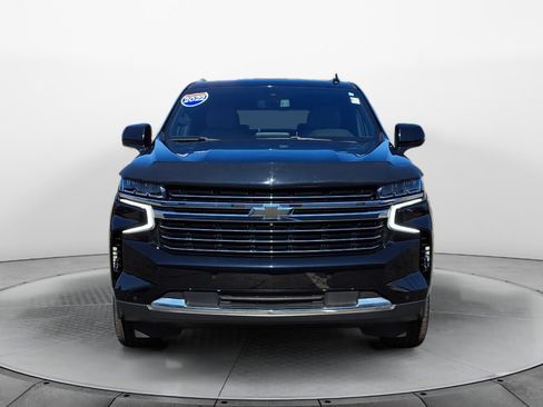 Used 2022 Chevrolet Tahoe LT w/ Luxury Package AWD/4WD image 2