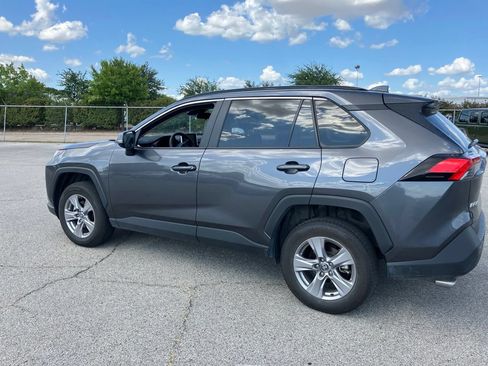 Used 2025 Toyota RAV4 XLE AWD/4WD image 6