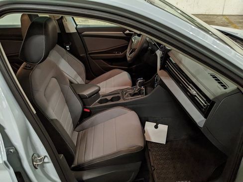 New 2026 Volkswagen Jetta SE FWD image 23