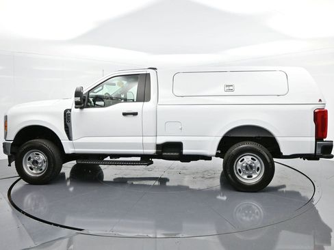 Used 2023 Ford F250 XL w/ Snow Plow Prep Package image 4