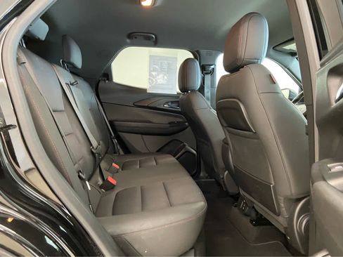 Used 2022 Chevrolet TrailBlazer RS w/ Convenience Package image 15