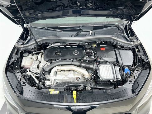 Used 2025 Mercedes-Benz GLA 250 4MATIC image 24