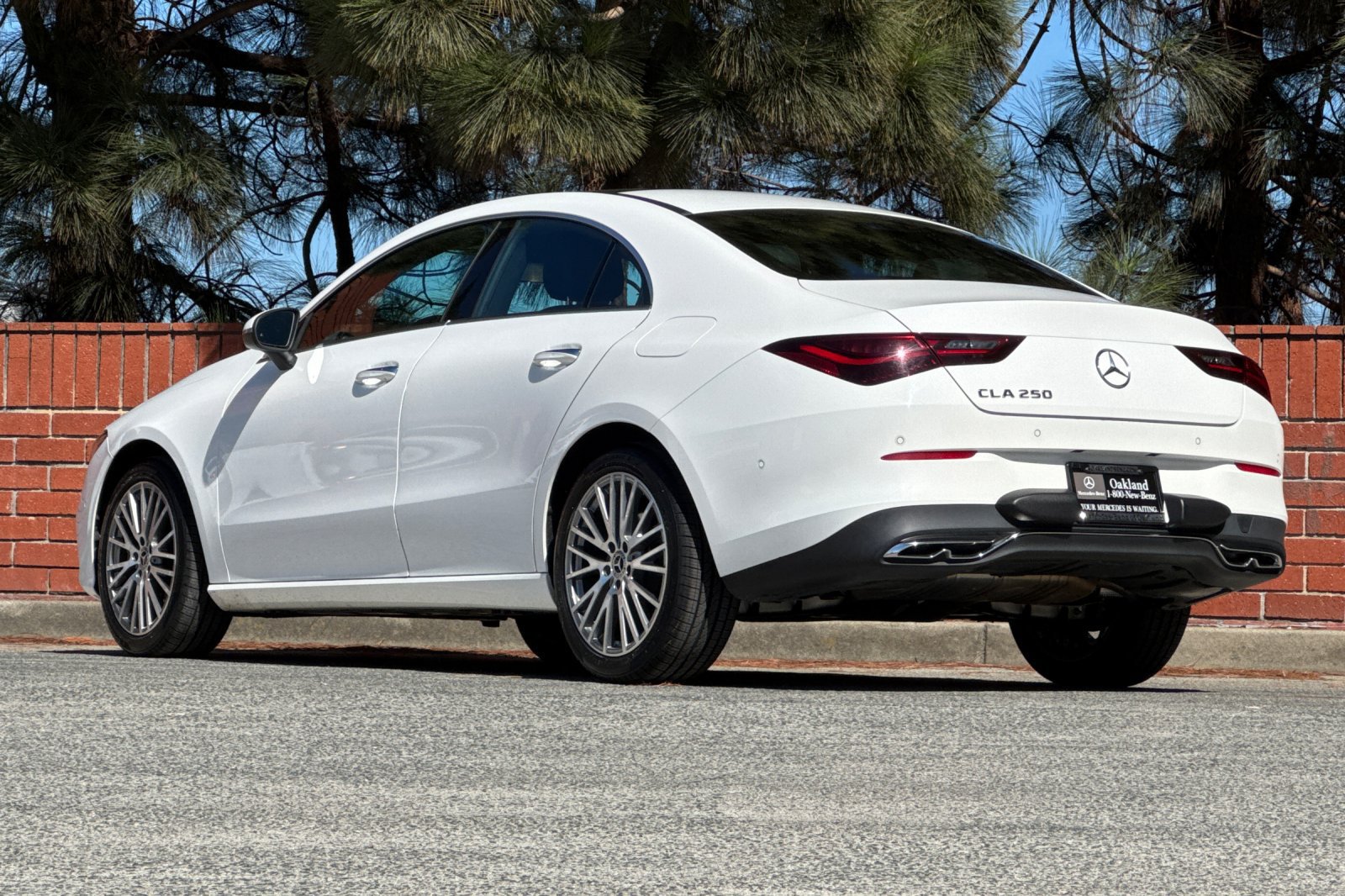 Used 2025 Mercedes-Benz CLA 250 image 6